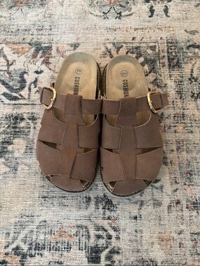 Women's Brown Buckled fisherman Slide Sandal clogs